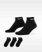 Nike Everyday Cushioned Low Ankle/No Show Socks (3 Pairs Set)
